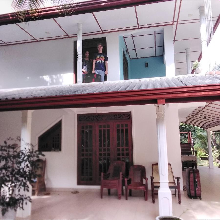 Yaluwa Tourist Rest Hotel Holambra Exterior foto