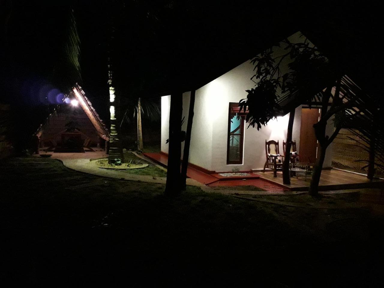 Yaluwa Tourist Rest Hotel Holambra Exterior foto